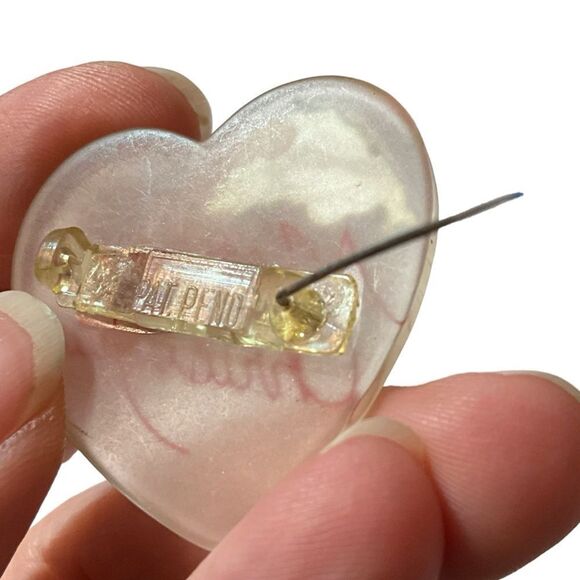 Vintage Merry Christmas Heart Shaped Brooch Pin Frosted Plastic - Picture 6 of 9